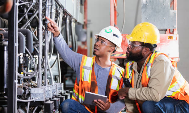 Best Circuit Breaker Repair  in Windcrest, TX